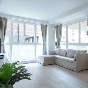 Marconi Apartments